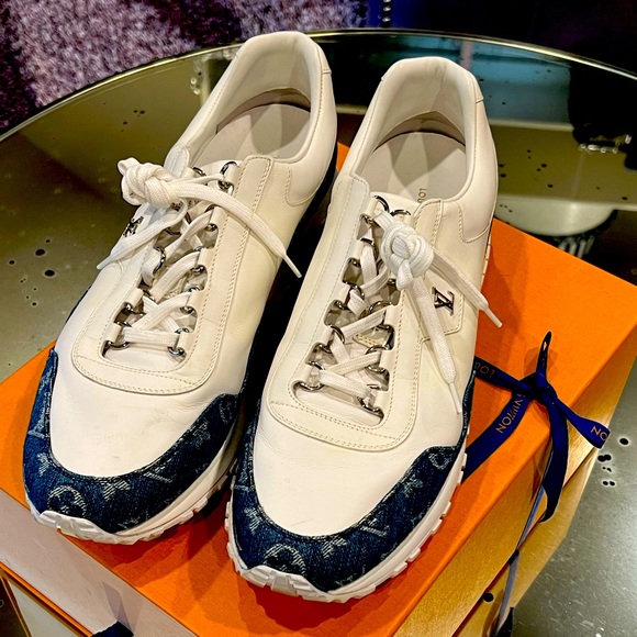 Louis Vuitton size 11 - Picture 1 of 4